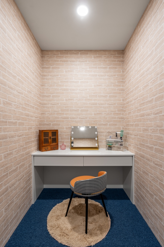 亞洲遠距微創手術中心．醫學影像教學棚