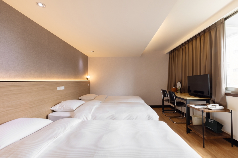 洛碁大飯店(新仕界)-公區及房型_裝修設計工程