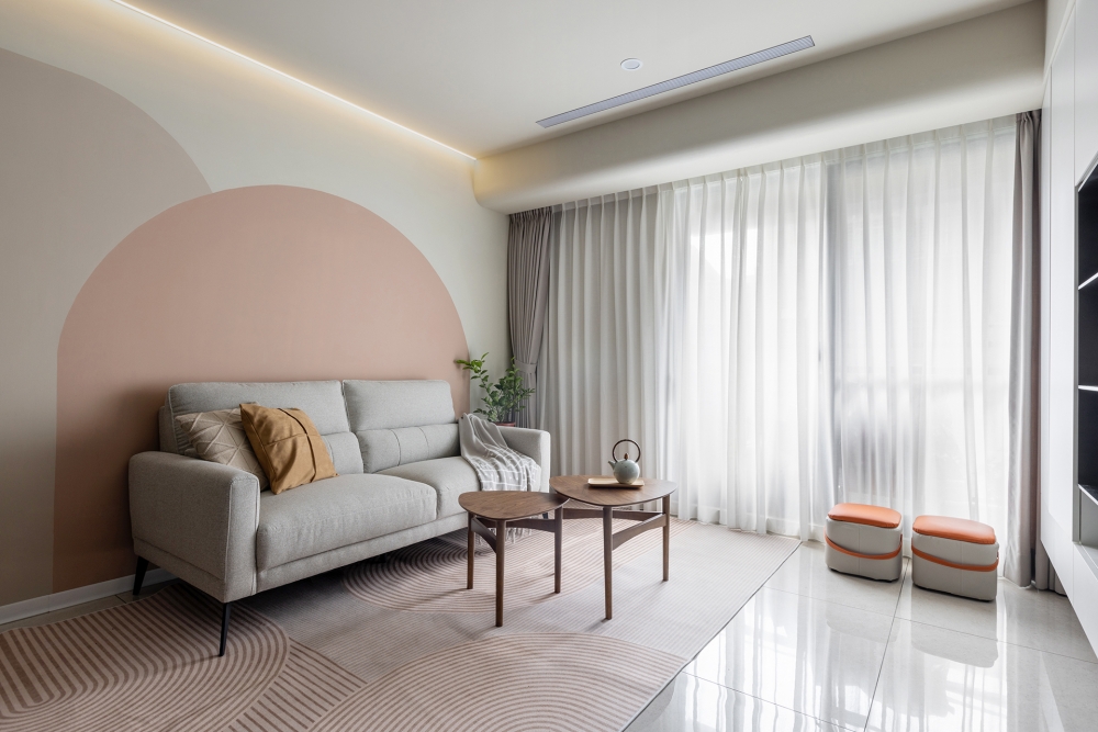 三重寶石曾小姐