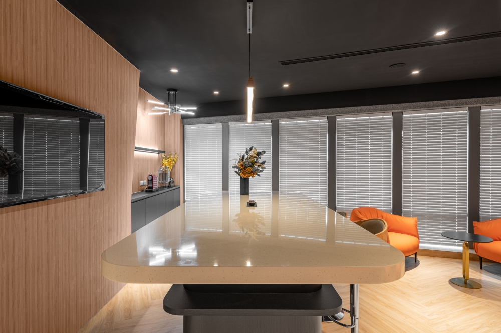 亞洲遠距微創手術中心．醫學影像教學棚