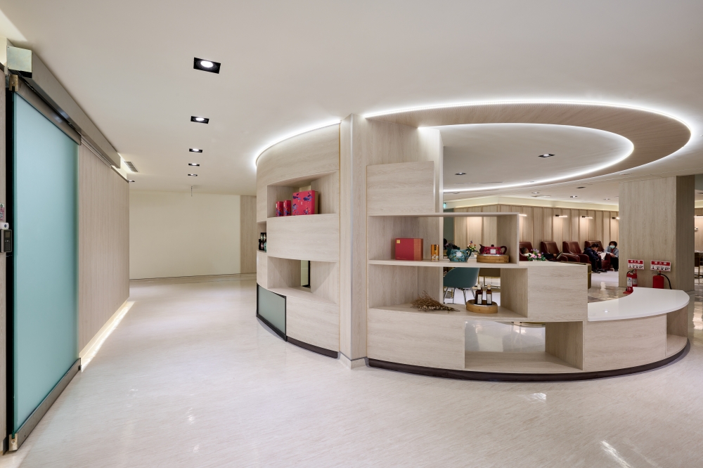 門診公區候診大廳