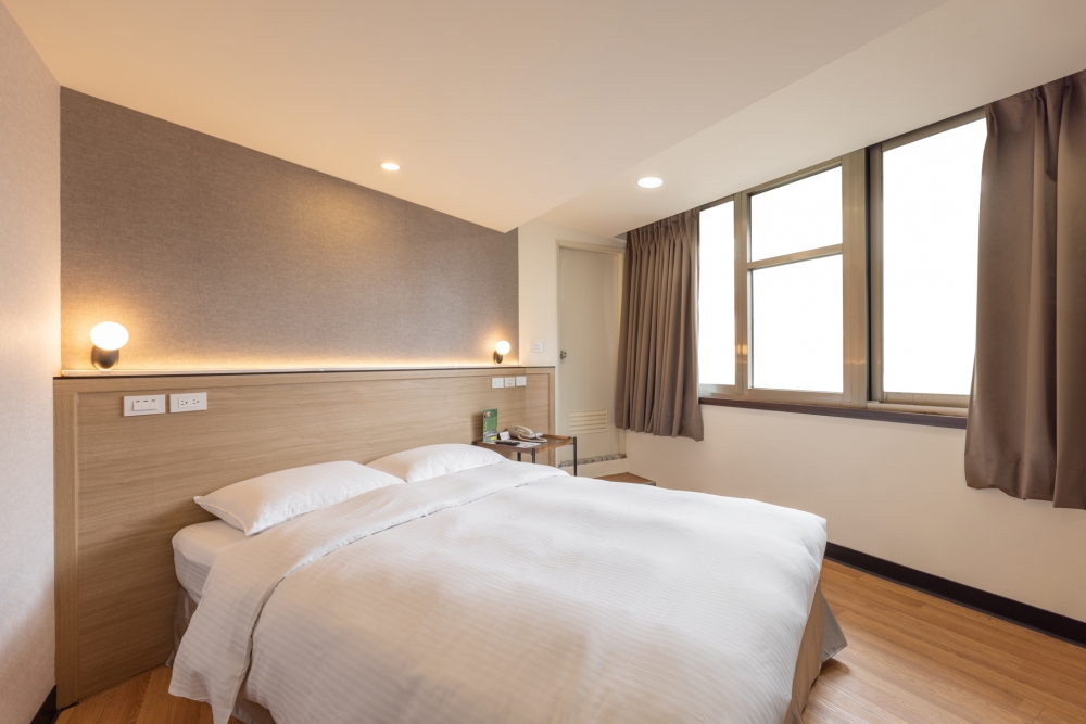 洛碁大飯店(新仕界)-公區及房型_裝修設計工程