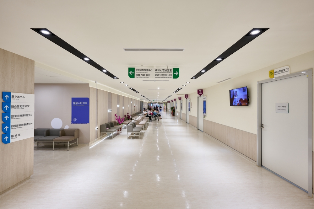 門診公區候診大廳